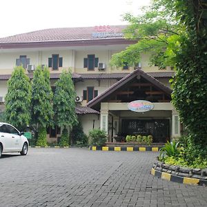 Mega Matra Hotel